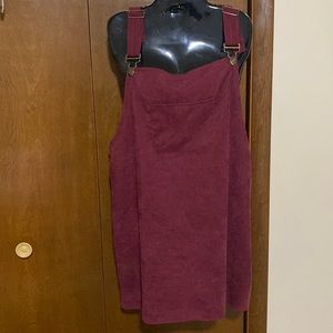 Brand: Amazon
Size: XL
Color: burgundy